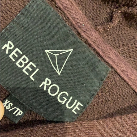 Rebel Rogue crop top - Picture 6 of 8